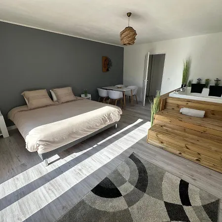 Apartmán Balnéo - Jardin Privé