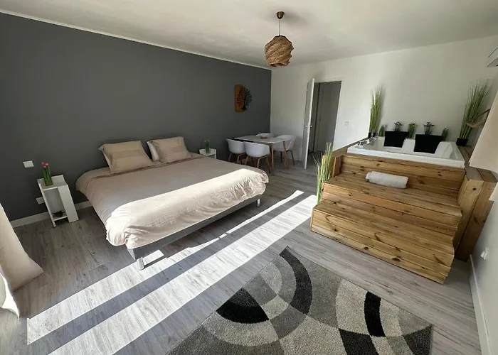 Appartamento Balnéo - Jardin Privé