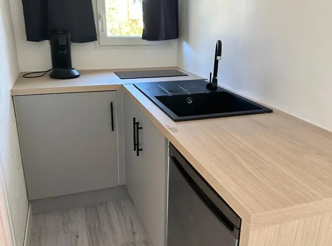 Balnéo - Jardin Privé *